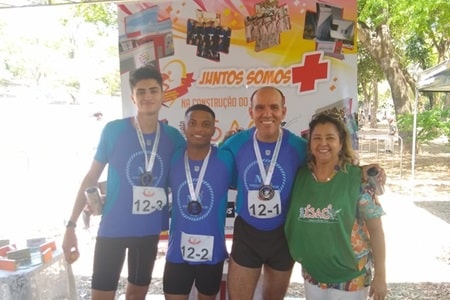 Nossa presidente, Detinha, e os medalhistas